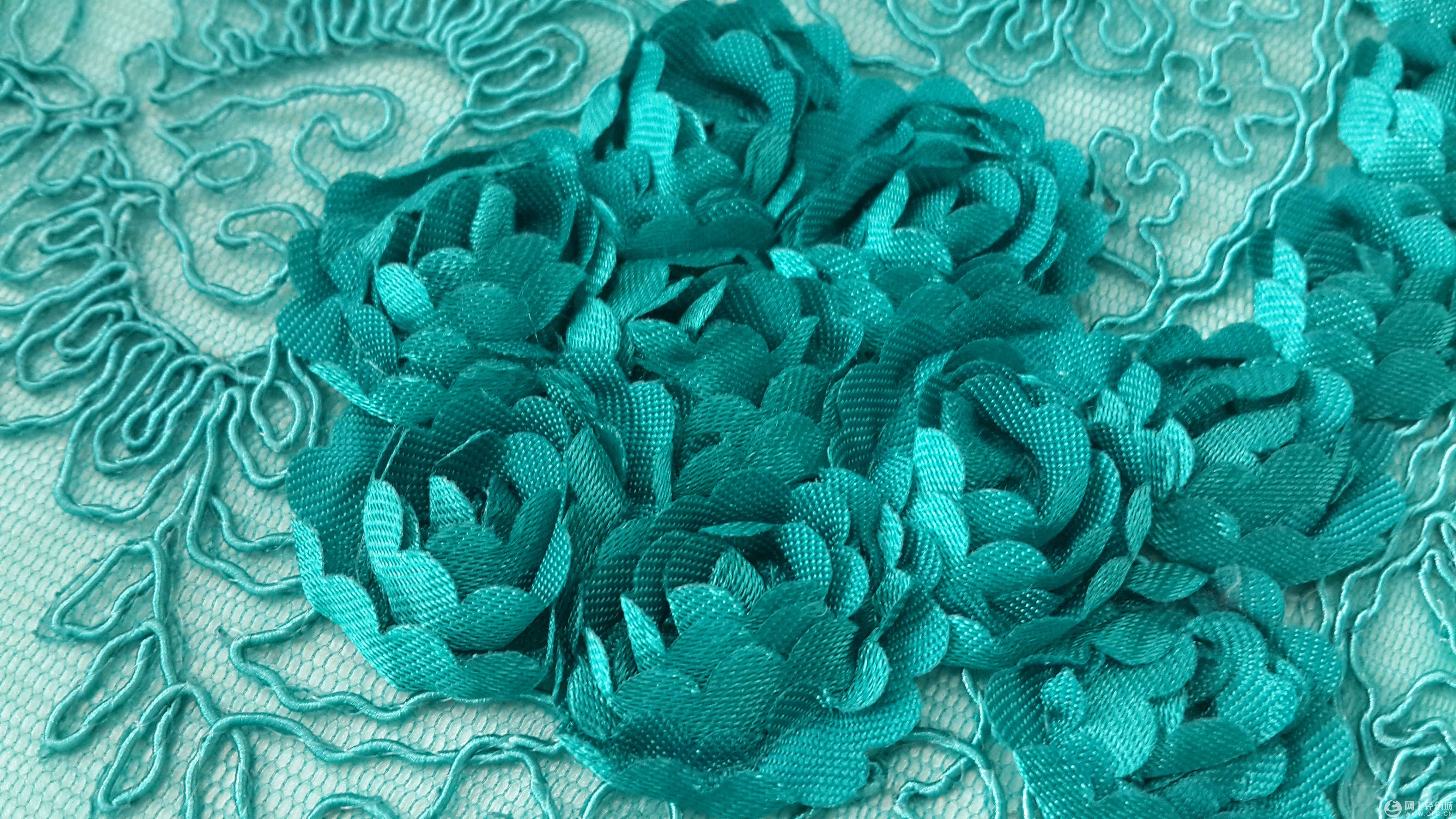 网布盘花盘带绣           面议元/米(m) 加入采购